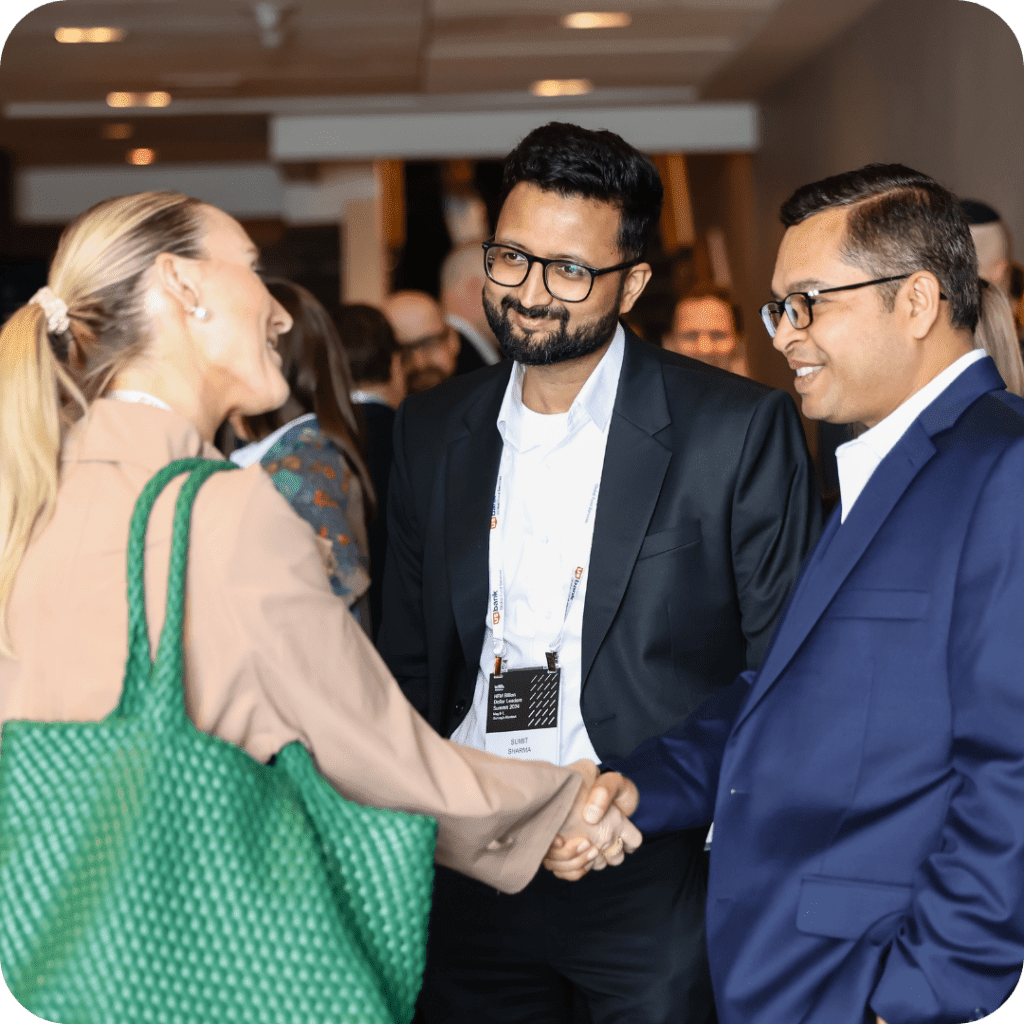 Senior sponsor guests building relationships at the Hedge Fund Billion Dollar Leaders Summit