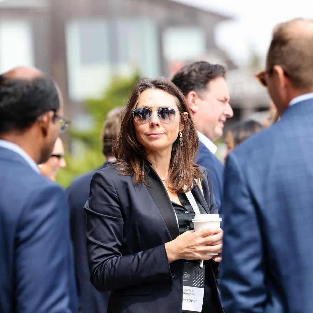 Outdoor networking at the Hedge Fund Billion Dollar Leaders Summit