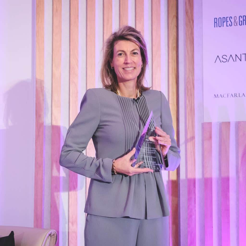 Executive women networking at the Women’s Private Equity  Summit Europe