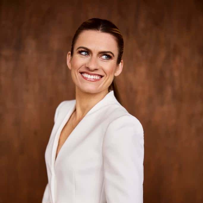 Executive women networking at the Women’s Private Equity  Summit Europe